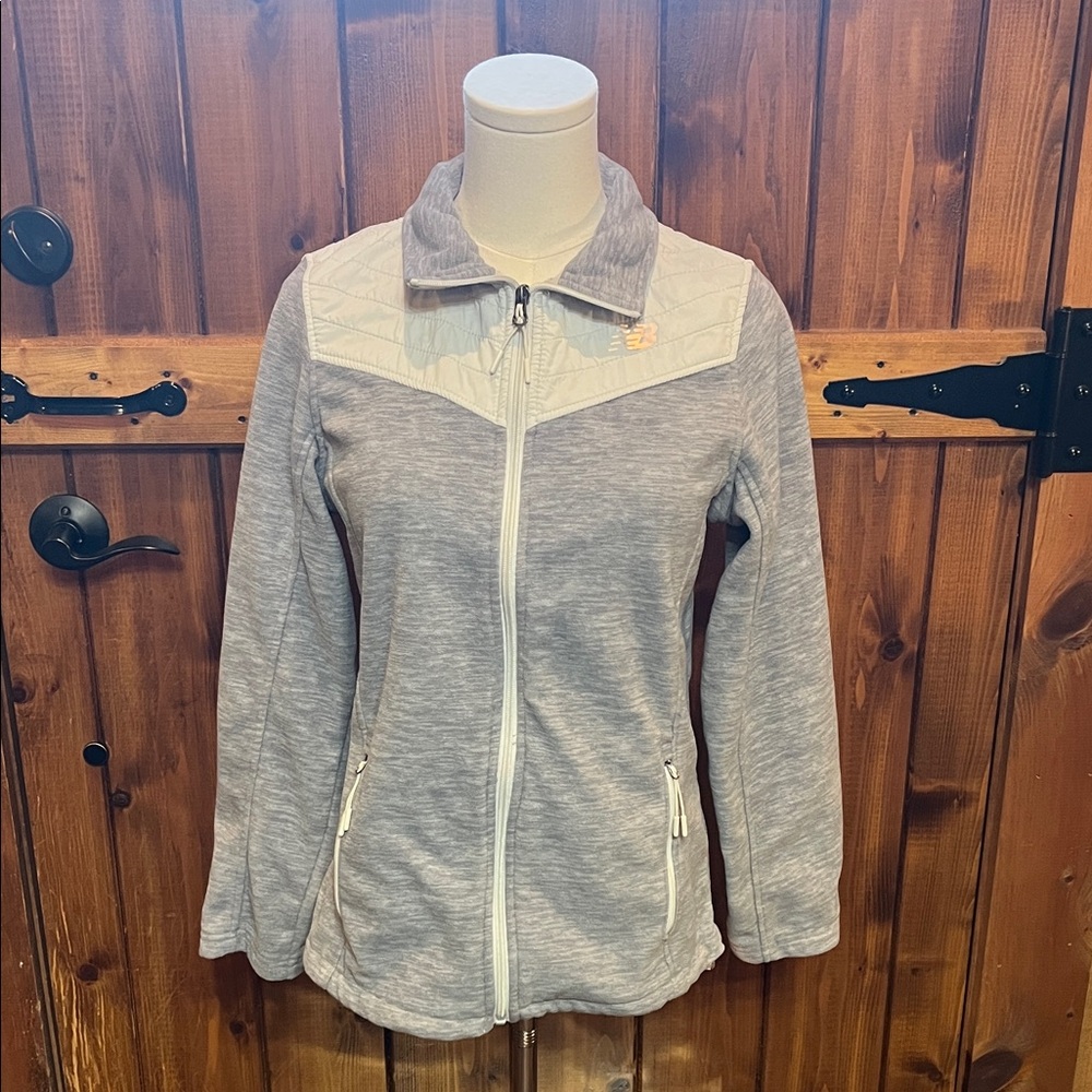 New Balance size Small Women's Light Gray Jacket Casual Sporty 1329